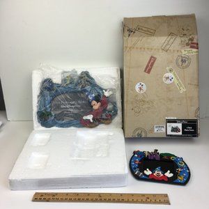 NIB Disney World‎ Theme Park Pic Frame 4 Parks 4x6 w Rubber Fridge Magnet Frame